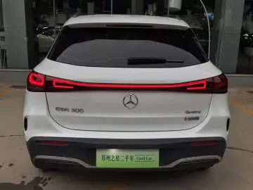 2022 Mercedes-Benz EQA с пробегом 61 200 км
