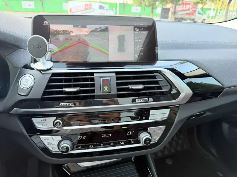 2021 BMW X3 M50 с пробегом 92 900 км