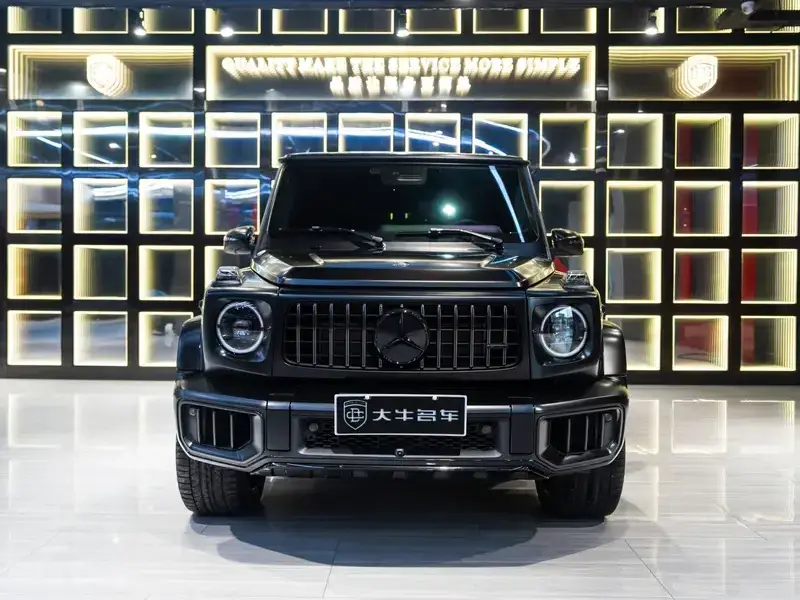 2025 Mercedes-Benz G-Класс AMG с пробегом 10 000 км