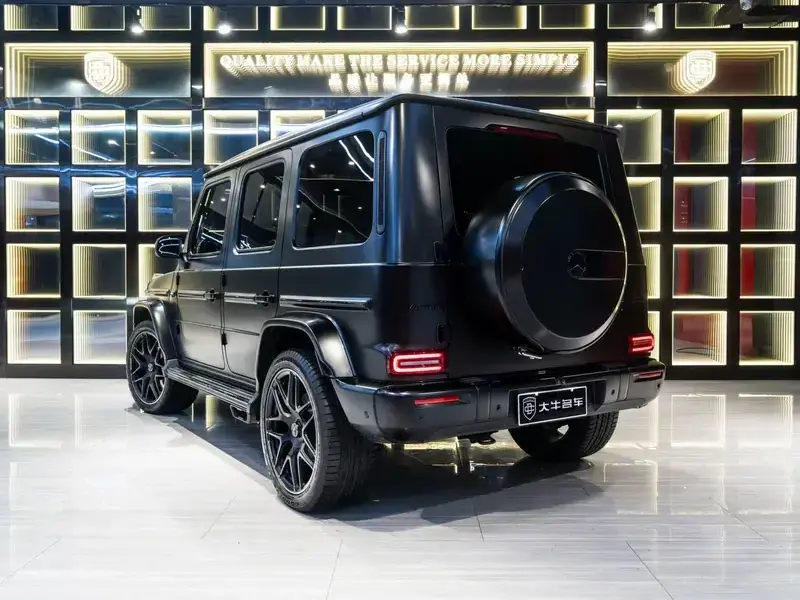 2025 Mercedes-Benz G-Класс AMG с пробегом 10 000 км