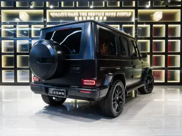 2025 Mercedes-Benz G-Класс AMG с пробегом 10 000 км