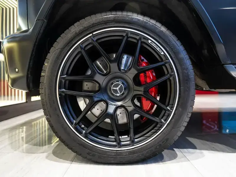 2025 Mercedes-Benz G-Класс AMG с пробегом 10 000 км