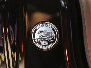 2025 Mercedes-Benz G-Класс AMG с пробегом 10 000 км