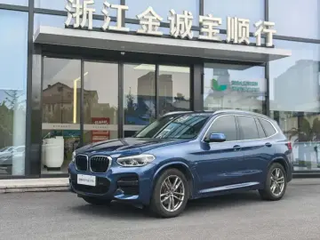 BMW X3 M50