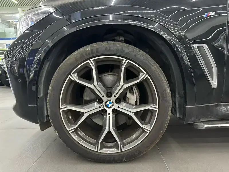 2022 BMW X5 New Energy(Imported) с пробегом 14 000 км