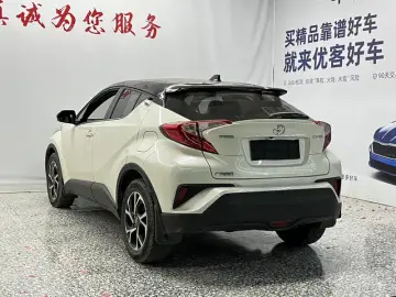 2020 Toyota C-HR с пробегом 33 500 км