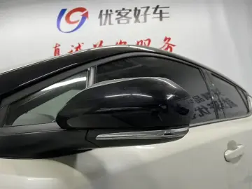 2020 Toyota C-HR с пробегом 33 500 км