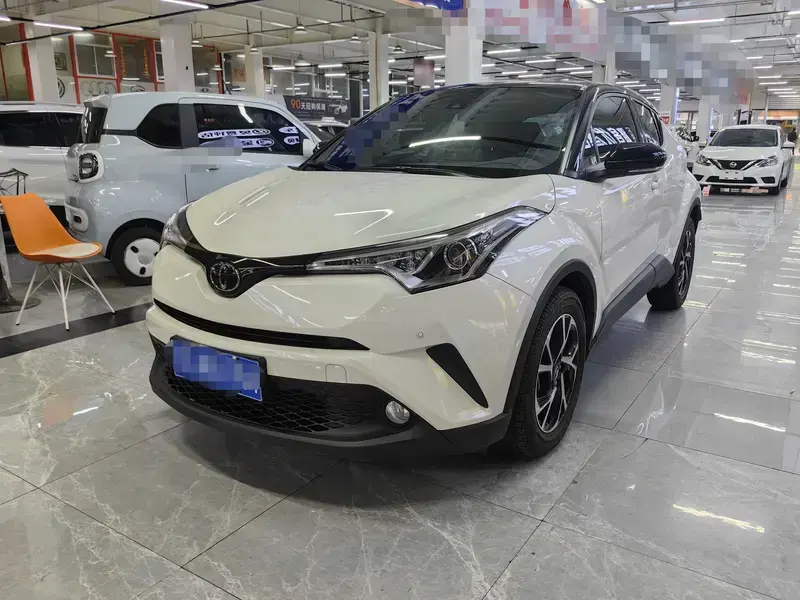 2020 Toyota C-HR с пробегом 54 000 км