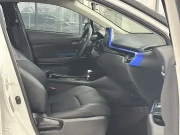 2021 Toyota C-HR с пробегом 36 900 км