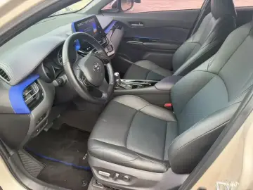 2020 Toyota C-HR с пробегом 110 000 км