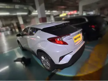 2021 Toyota C-HR с пробегом 30 800 км