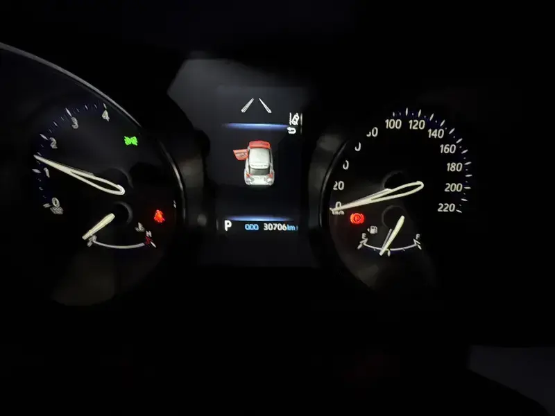 2021 Toyota C-HR с пробегом 30 800 км