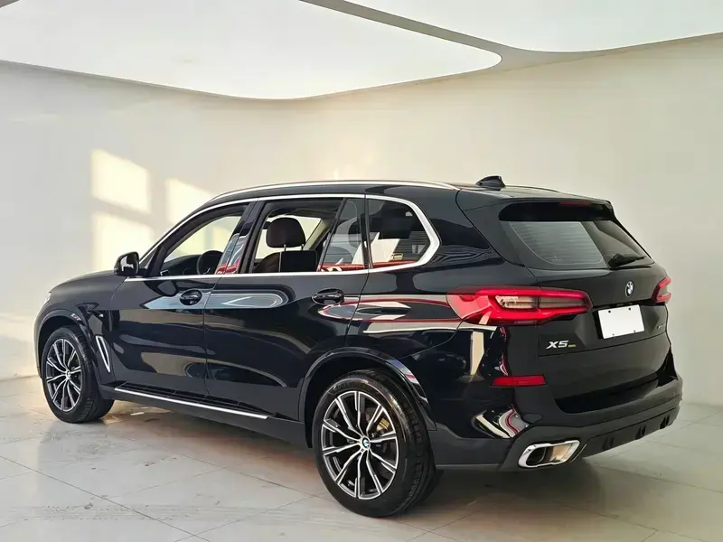 2022 BMW X5 New Energy(Imported) с пробегом 43 000 км