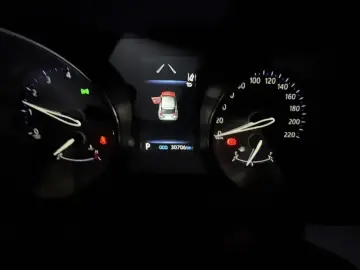 2021 Toyota C-HR с пробегом 30 800 км