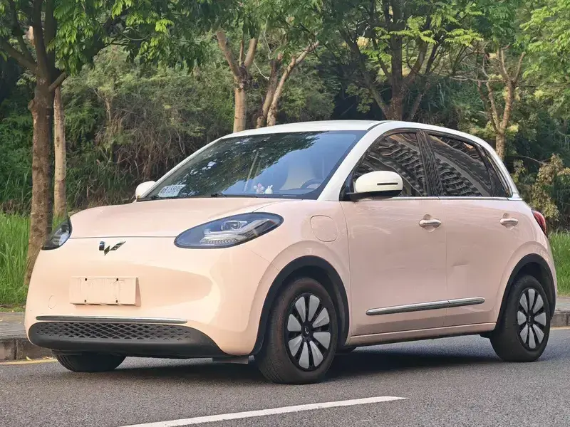 2023 Wuling Binguo с пробегом 14 400 км
