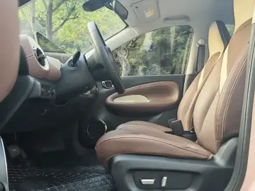 2023 Wuling Binguo с пробегом 14 400 км