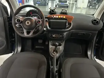 2019 Brabus smart fortwo с пробегом 22 000 км