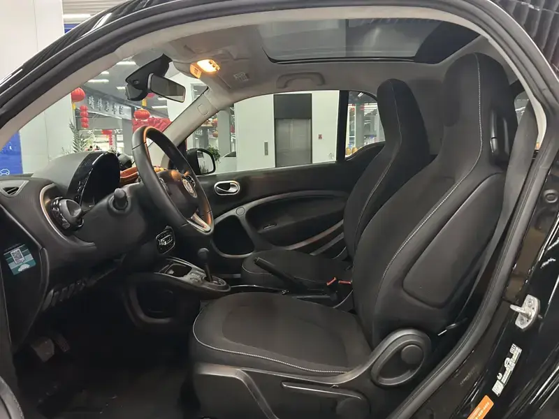 2019 Brabus smart fortwo с пробегом 22 000 км