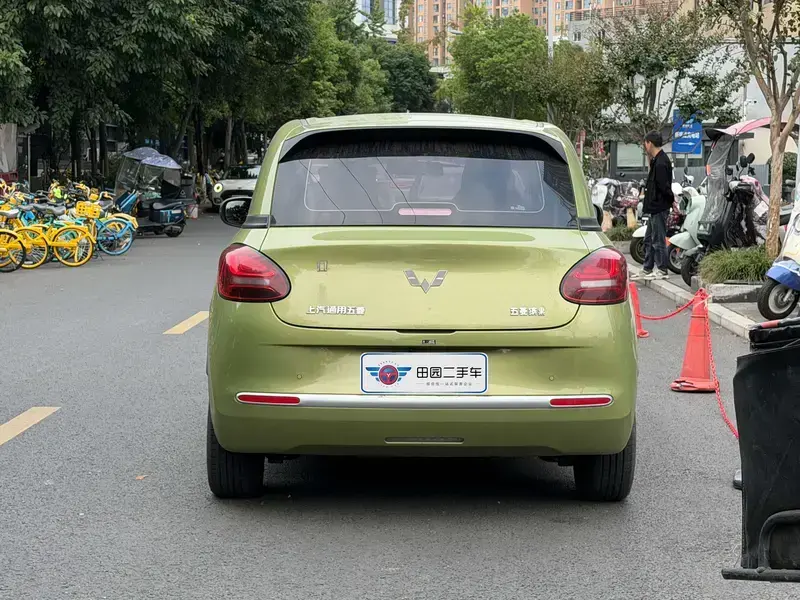 2023 Wuling Binguo с пробегом 12 000 км