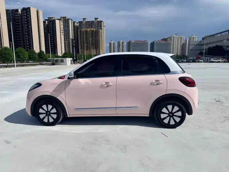 2023 Wuling Binguo с пробегом 33 000 км