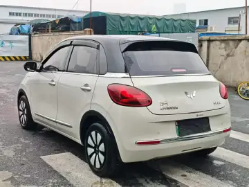 2023 Wuling Binguo с пробегом 17 000 км