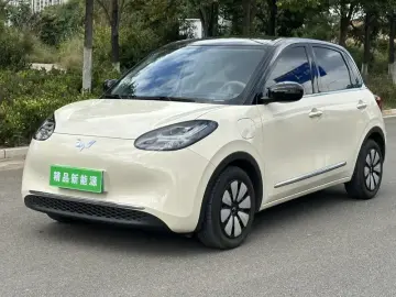 2025 Wuling Binguo с пробегом 11 000 км