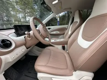 2025 Wuling Binguo с пробегом 11 000 км