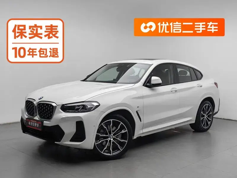 2022 BMW X4 M40i с пробегом 82 400 км