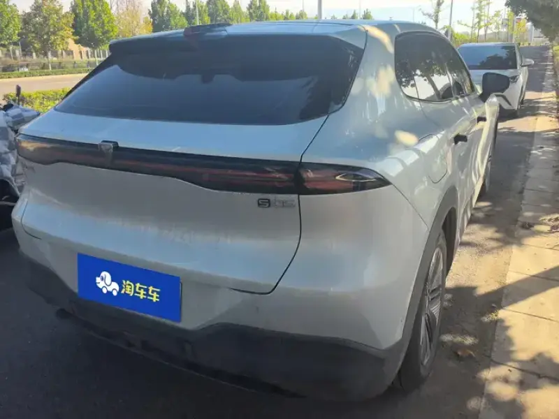 2026 Changan Shenlan S05 с пробегом 22 000 км