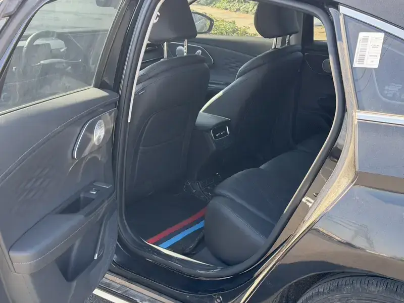 2025 Chery Fengyun A8L с пробегом 17 500 км