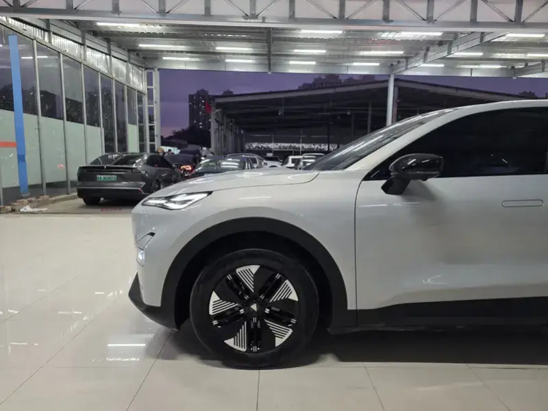 2026 Changan Shenlan S05 с пробегом 17 000 км