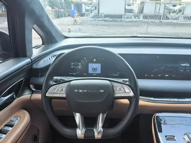 2026 Forthing Starlight V9 с пробегом 105 000 км