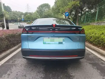 2024 Changan Shenlan L07 с пробегом 19 000 км