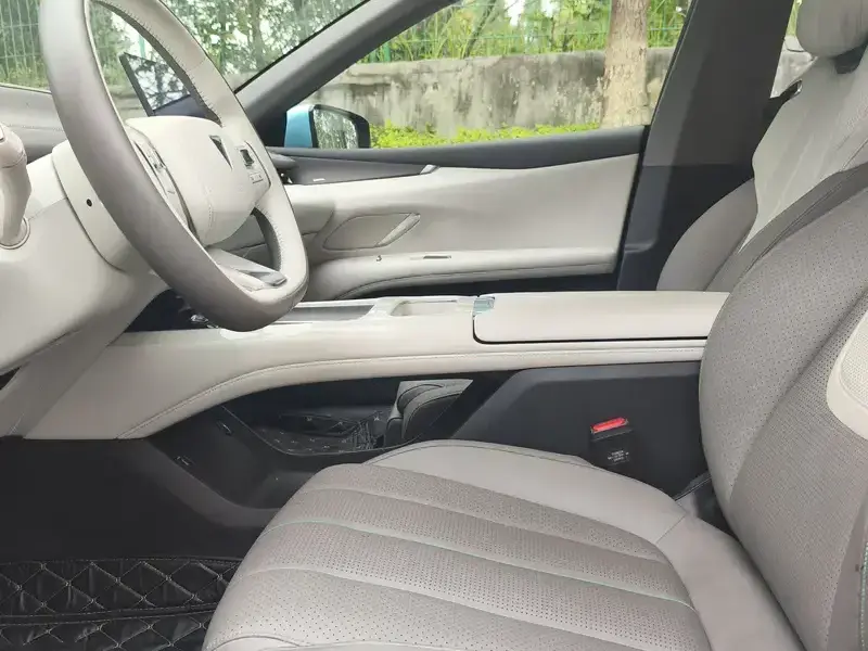 2024 Changan Shenlan L07 с пробегом 19 000 км