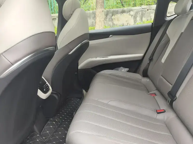 2024 Changan Shenlan L07 с пробегом 19 000 км