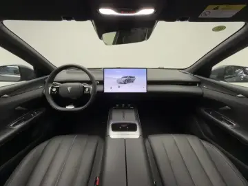 2024 Changan Shenlan L07 с пробегом 13 500 км