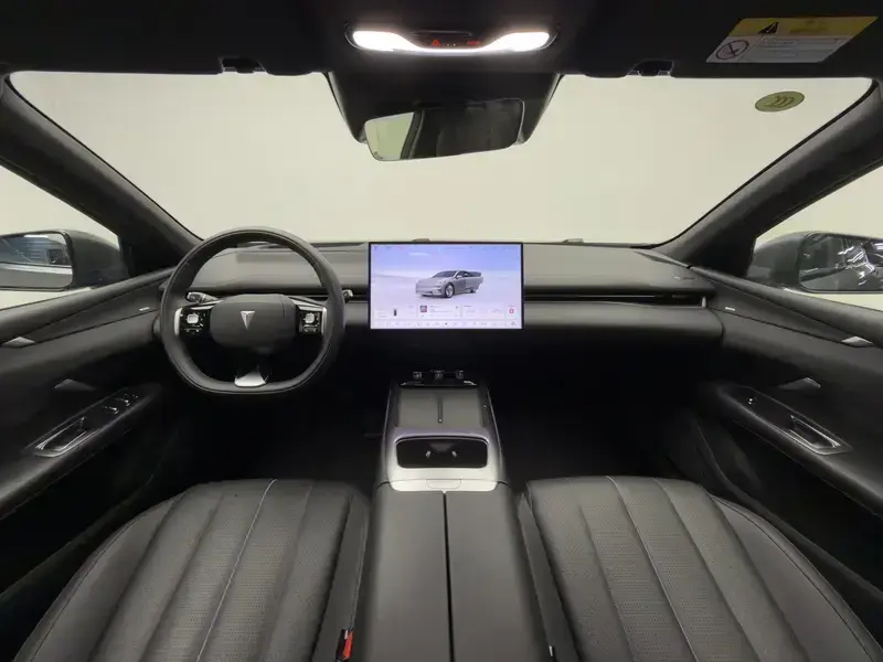 2024 Changan Shenlan L07 с пробегом 13 500 км
