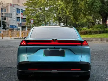2024 Changan Shenlan L07 с пробегом 30 000 км