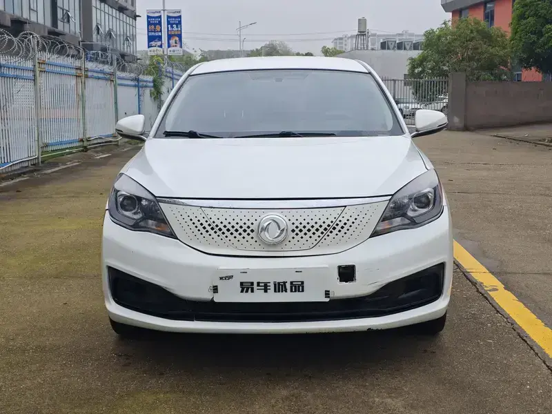2022 Dongfeng Dongfeng Fengshen E70 с пробегом 160 000 км