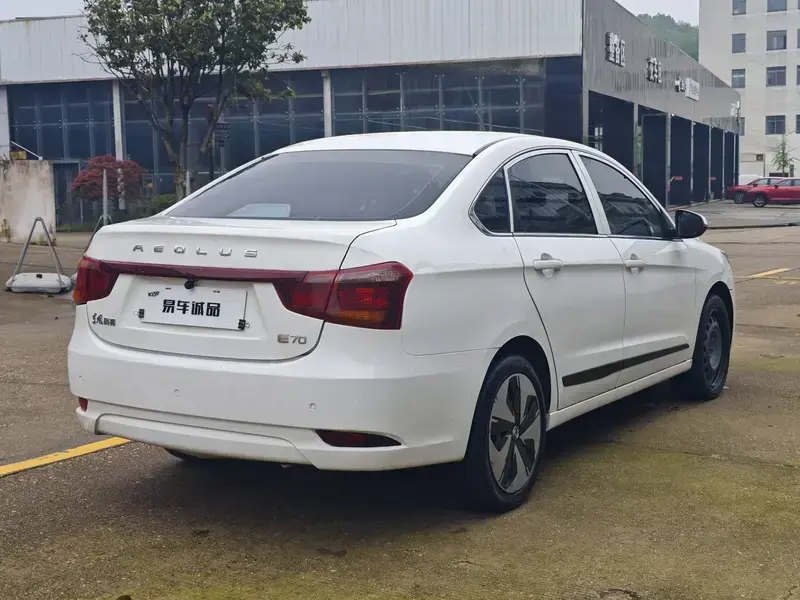 2022 Dongfeng Dongfeng Fengshen E70 с пробегом 160 000 км