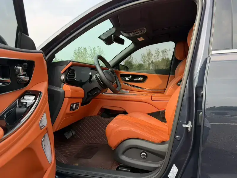 2025 Exeed Landmark C-DM с пробегом 37 000 км