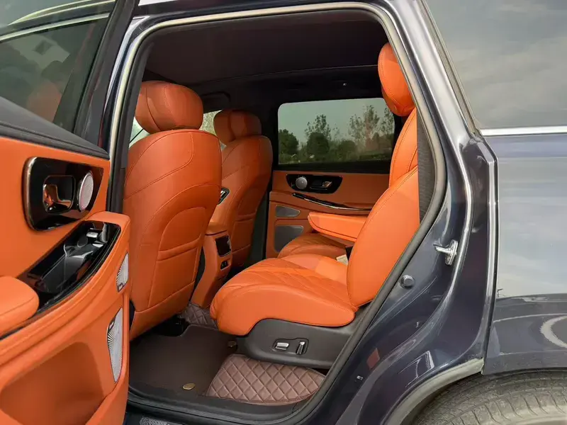 2025 Exeed Landmark C-DM с пробегом 37 000 км