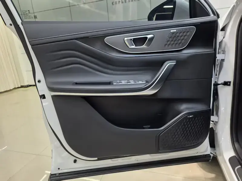 2023 Exeed Windchaser с пробегом 8 000 км