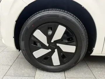 2024 Yipai Nano 01 с пробегом 18 000 км