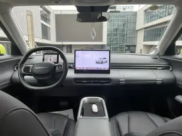 2024 Yipai Nano 01 с пробегом 18 000 км