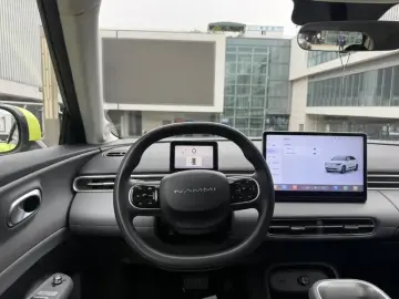 2024 Yipai Nano 01 с пробегом 18 000 км