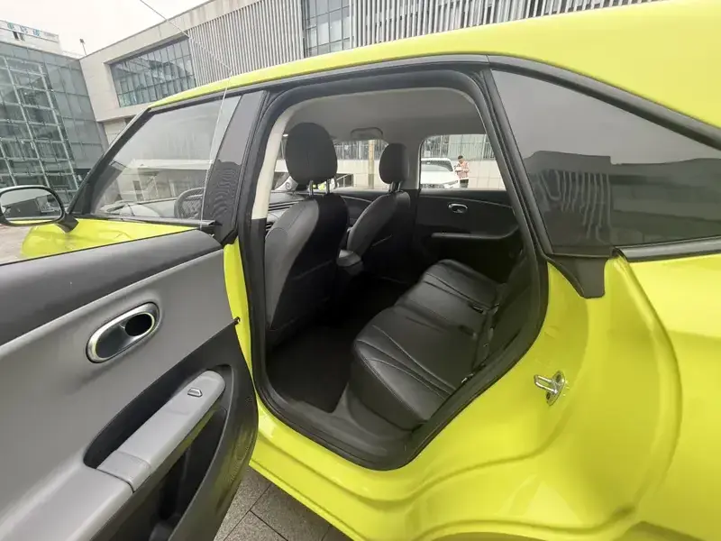 2024 Yipai Nano 01 с пробегом 18 000 км