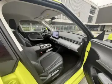 2024 Yipai Nano 01 с пробегом 18 000 км