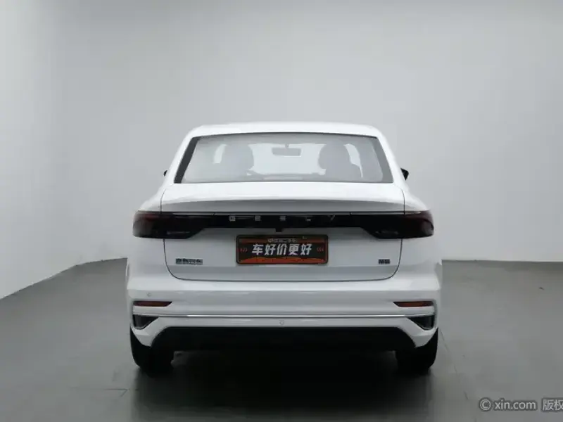 2023 Geely Classic Emgrand с пробегом 13 600 км