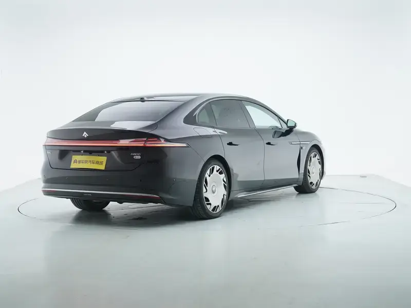 2026 GAC Hyper A8 с пробегом 800 км